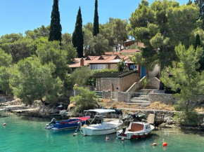 Apartment By the Sea